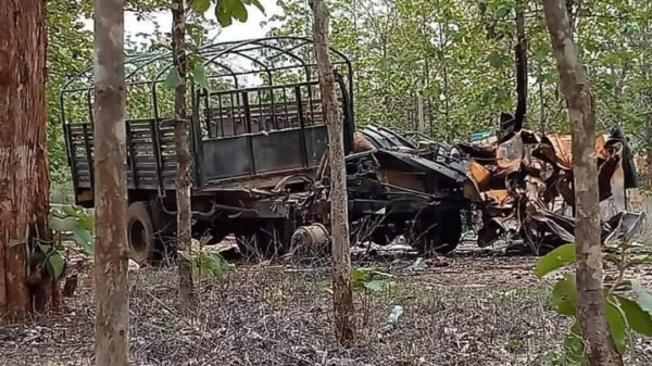 (နန်းဖဲရွာအနီး တိုက်ပွဲတွင် KNDF/KA ပူးပေါင်းတပ်က တိုက်ခိုက်ခဲ့သည့် စစ်ကောင်စီတပ်ယာဥ်အား တွေ့ရစဥ်၊ ဓာတ်ပုံ - KNDF)
