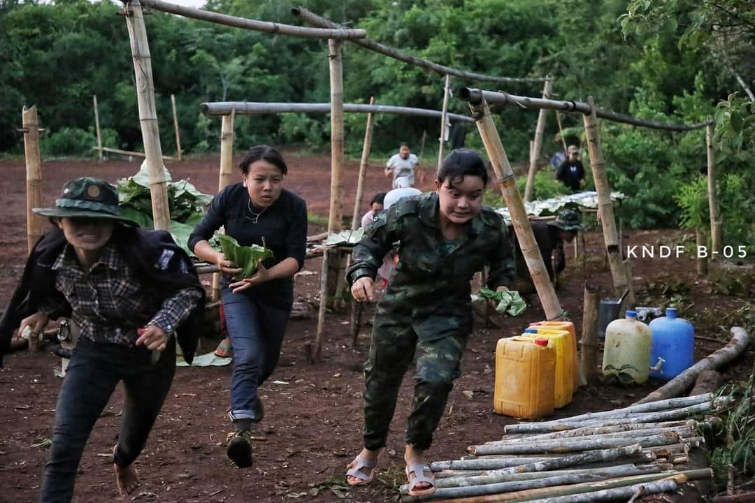 ဓာတ်ပုံ - KNDF B- 5
