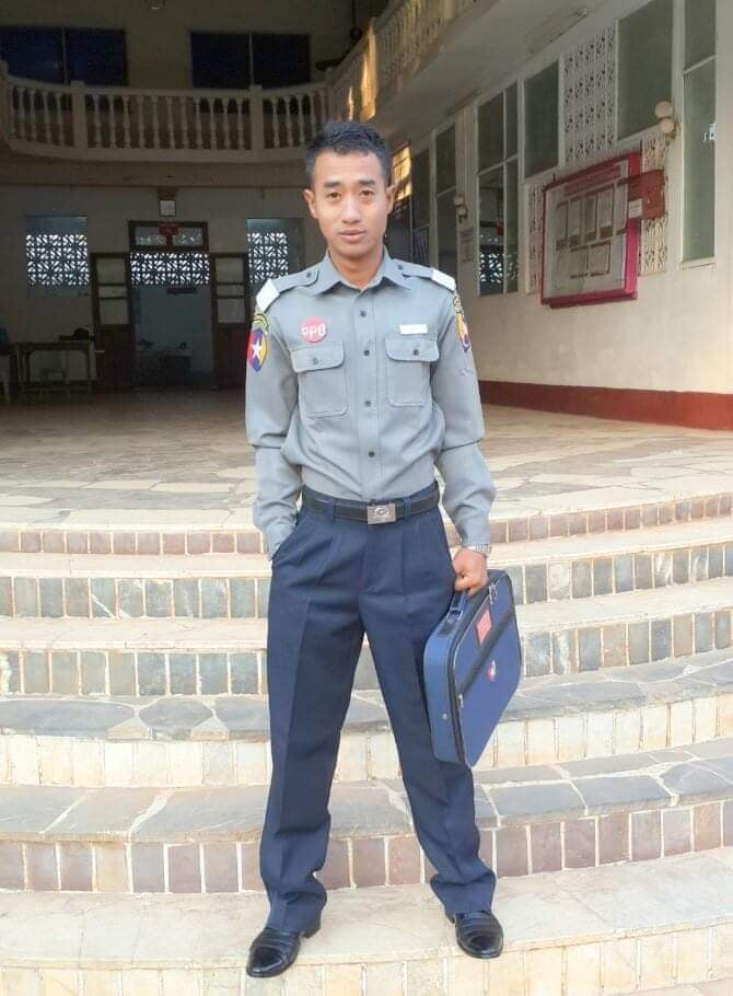 (သေဆုံးသူ ဒုရဲမှူးသီဟအား တွေ့ရစဥ်)