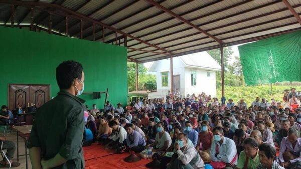 ကျောက်ကြီးဒေသခံတွေကို ပြည်သူရွေးကောက်ထားတဲ့ မြို့နယ်တာဝန်ခံတွေတွေ့ဆုံ