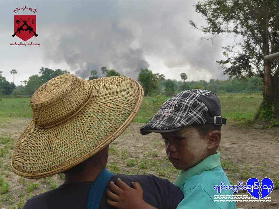 (စစ်ကောင်စီတပ်၏ အကြမ်းဖက်မှုကြောင့်စစ်ကိုင်းတိုင်နှင့်ကရင်ပြည်နယ်မှ စစ်ရှောင်ပြည်သူများ)