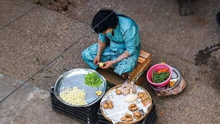 အလုပ်လက်မဲ့ပြသာနာ၊​​ငွေ​ကြေး​ဖောင်ပွမှု ၊အလုပ်အကိုင်များဆုံးရှုံးမှု ၊​ငွေ​ကြေးမူဝါဒမတည်ငြိမ်မှု၊လာဘ်​ပေးလာဘ်ယူပြသာနာကြီးမားလာမှုများကိုမြန်မာပြည်သူများခါးစီးခံ​နေရသည်။