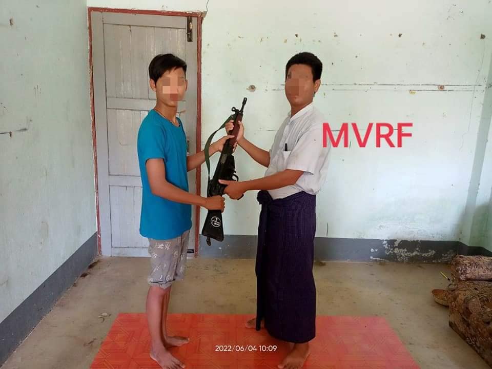ပြည်သူ့ရင်ခွင်အဖွဲ့