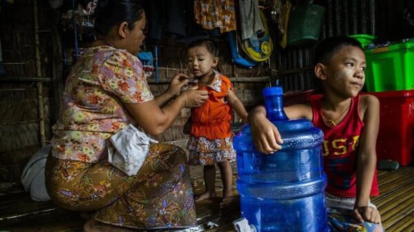 မြန်မာနိုင်ငံတွင် လူ့အခွင့်အ​ရေးနှင့်လူသားချင်စာနာမှုဆိုင်ရာ အကျပ်အတည်း ကိုအဆိုးရွားဆုံးကြုံ​တွေ့​နေခြင်းဖြစ်သည်။