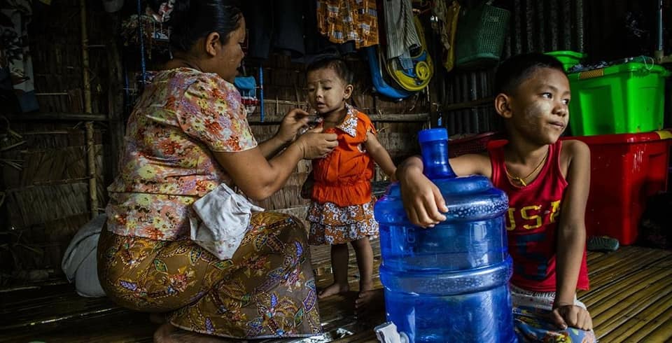 မြန်မာနိုင်ငံတွင် လူ့အခွင့်အ​ရေးနှင့်လူသားချင်စာနာမှုဆိုင်ရာ အကျပ်အတည်း ကိုအဆိုးရွားဆုံးကြုံ​တွေ့​နေခြင်းဖြစ်သည်။