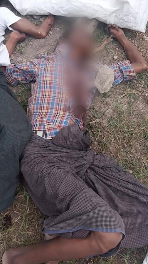 (အကြမ်းဖက်စစ်တပ် ပစ်ခတ်သတ်ဖြတ်ခဲ့သည့် ပြည်သူအချို့နှင့် မီးရှို့ဖျက်ဆီးခံရသည့်အဆောက်အအုံများအား တွေ့ရစဥ်။ ။ဓါတ်ပုံ-PAFD)