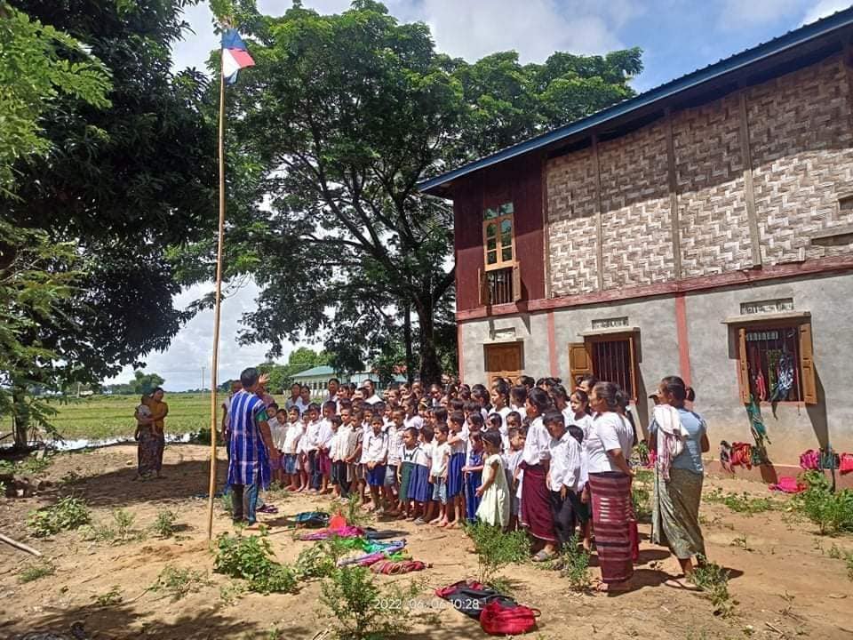 ဓာတ်ပုံ - KNU