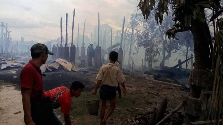ကန့်ဘလူနယ်မြောက်ခြမ်းတွင် စစ်ကောင်စီတပ် မီးရှို့