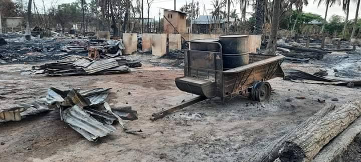 ကန့်ဘလူနယ်မြောက်ခြမ်းတွင် စစ်ကောင်စီတပ် မီးရှို့