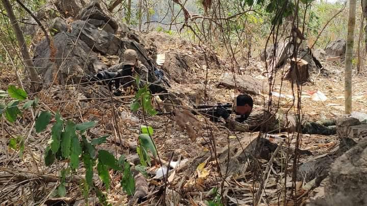 (အလယ်ပိုင်းတိုင်းအထူးစစ်ဆင်​ရေးတပ်ဖွဲ့ဝင်အချို့)