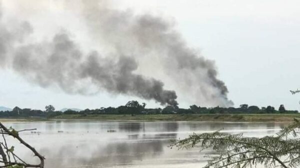 မြောင်နယ် ဧရာဝတီမြစ်ကြောင်းအနီး ကျေးရွာများကို စစ်ကောင်စီတပ်က မီးရှို့ဖျက်ဆီးမှုများကျူးလွန်ခဲ့သည်(ပုံဟောင်း)
