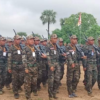 ယောဒေသပြည်သူ့ကာကွယ်ရေးတပ်ဖွဲ့(YDF)ရဲဘော်များအား တွေ့ရစဥ်