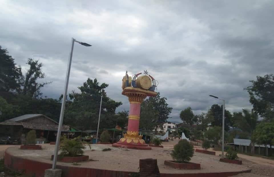 ဝေါ်လေးမြို့ တစ်နေရာအား တွေ့ရစဥ်