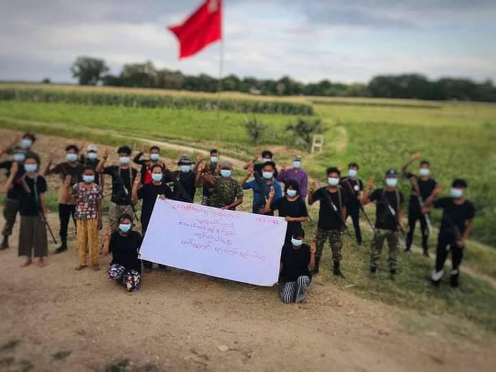 ဒေသအသီးသီးရှိ PDF တပ်ဖွဲ့များက ဒေါ်အောင်ဆန်းစုကြည်မွေးနေ့ ဆုတောင်းမှုများပြုလုပ်