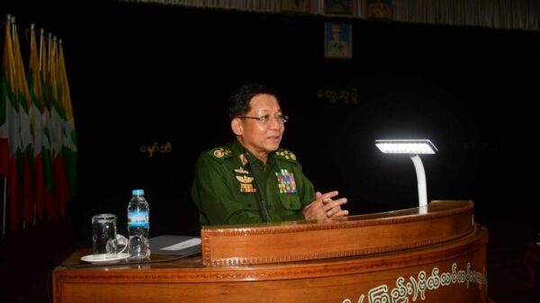 (အာဏာသိမ်းစစ်​ခေါင်​ဆောင်မင်း​အောင်လှိုင်။ ဓါတ်ပုံ-မြဝတီ)