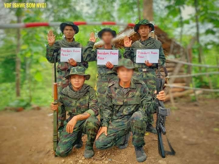 ဒေသအသီးသီးရှိ PDF တပ်ဖွဲ့များက ဒေါ်အောင်ဆန်းစုကြည်မွေးနေ့ ဆုတောင်းမှုများပြုလုပ်