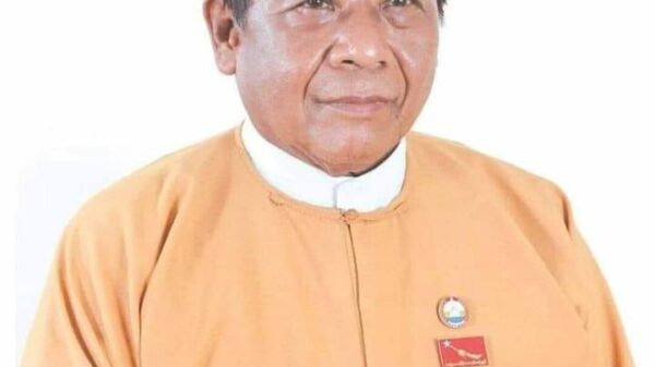 ဒေါက်တာဇော်မြင့်မောင်