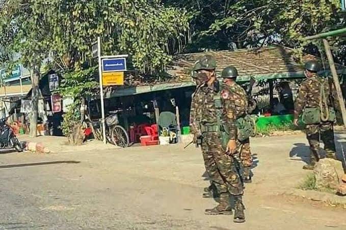 (စစ်​ကောင်စီတပ်အတွက်နိုင်ငံတစ်ဝန်းခုခံ​​တော်လှန်စစ်များကို သမိုင်းတစ်​လျှောက်မကြုံဖူး​အောင်ဆက်တိုက်ရင်ဆိုင်​နေရခြင်ဖြစ်သည်)