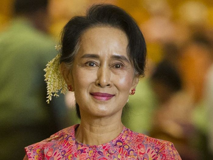 ဒေါ်အောင်ဆန်းစုကြည်