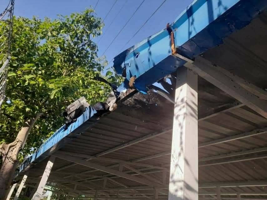 မန္တလေးနိုင်ငံခြားဘာသာတက္ကသိုလ် ဝင်းထဲ ဗုံးပစ်ခံရ