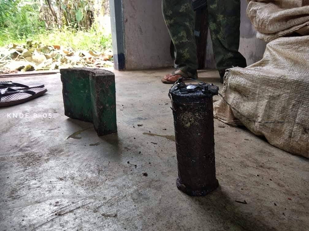 (ဖယ်ရှားရှင်းလင်းခဲ့သည့် စစ်ကောင်စီတပ်ထောင်ထားသော မိုင်းများဖြစ်သည်။ ဓာတ်ပုံ KNDF တပ်ရင်း - ၅)