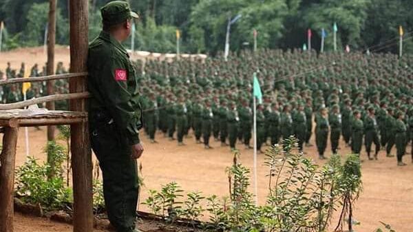 ရက္ခိုင့်တပ်တော်(AA)