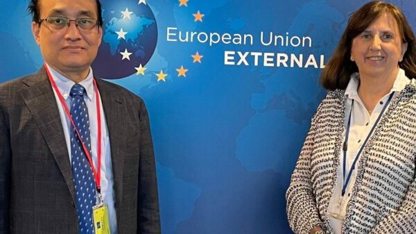 NUG ဝန်ကြီးကို အီးယူအဆင့်မြင့်အရာရှိလက်ခံတွေ့ဆုံ