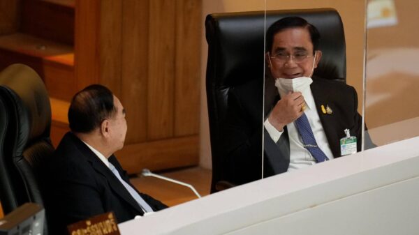 ၄ ကြိမ်မြောက် အယုံအကြည်မရှိ အဆို တင်သွင်းခံရမှုကနေ လွတ်မြောက်လာပြန်တဲ့ ထိုင်းဝန်ကြီးချုပ်