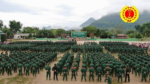 (SSPP တပ်သားများအား ​တွေ့ရစဥ်)