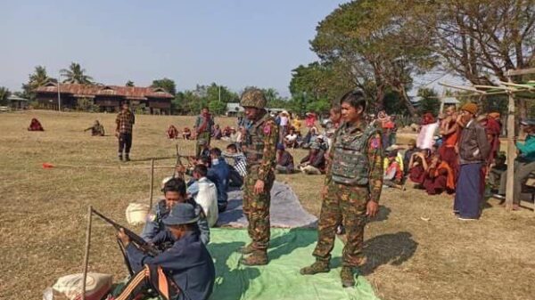 စစ်​ကောင်စီတပ်က ပျူ​​​စောထီးများကို စစ်သင်တန်း​ပေး​နေစဥ် ဓါတ်ပုံ-CJ