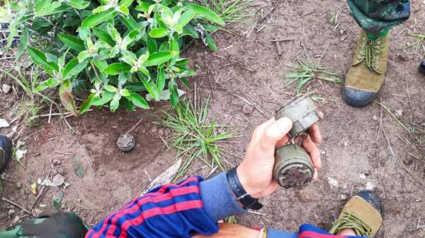 (စစ်​ကောင်စီတပ်​ထောင်ခဲ့​သောမိုင်းများကိုဖယ်ခုံPDF ကရှင်းလင်းခဲ့သည်။ ဓါတ်ပုံ-ဖယ်ခုံPDF)