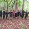 (CDM ပြုလုပ်လာသည့် ရဲတပ်ကြပ်ကြီးနှစ်ဦး နှင့် ၎င်းတို့ပါလာသော ခဲယမ်းများ။ဓာတ်ပုံ - BPDF)