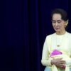 ဓာတ်ပုံ − AFP