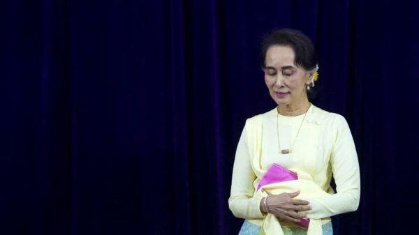 ဓာတ်ပုံ − AFP