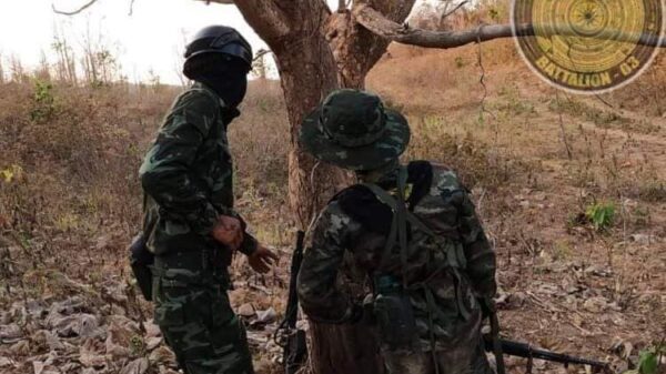 ​ရှေ့တန်းတစ်​နေရာမှKNDFB-03တပ်ဖွဲ့ဝင်အချို့။ ဓါတ်ပုံ-KNDF-B03