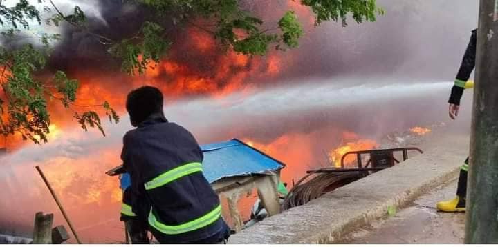 ဓာတ်ပုံ-CJ