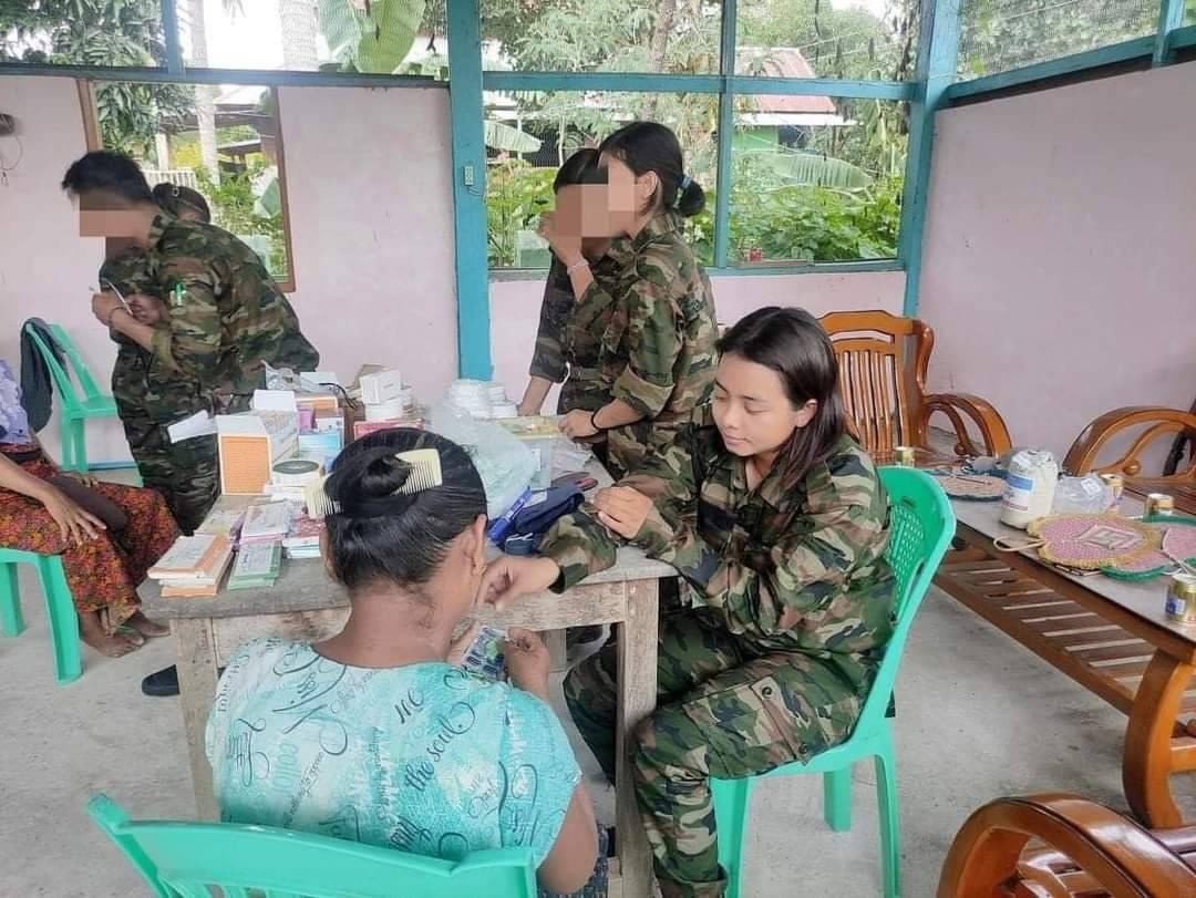 ဓာတ်ပုံ - People's Defence Force - Htilin