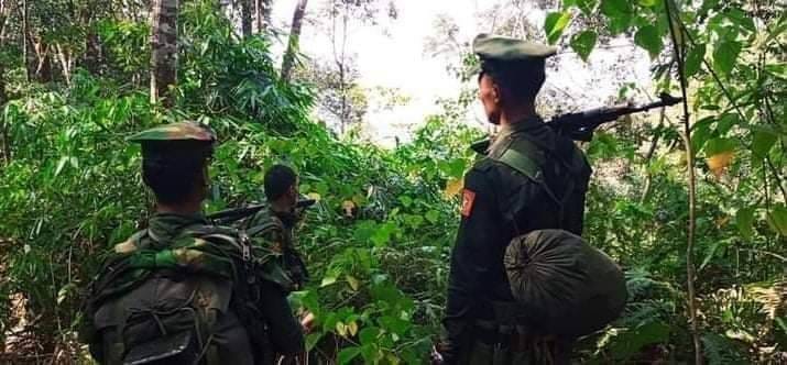 KIAနှင့် PDFပူးပေါင်းတိုက်ခိုက်မှုကြောင့် ဗန်းမောက်တောင်ပိုင်း၌ တိုက်ပွဲ ၂ရက်ဆက်ဖြစ်ပြီး စစ်ကောင်စီတပ် သေဆုံးထိခိုက်မှုရှိ