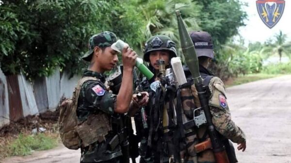 ဓာတ်ပုံ - ​ကော်ဘရာစစ်​ကြောင်း