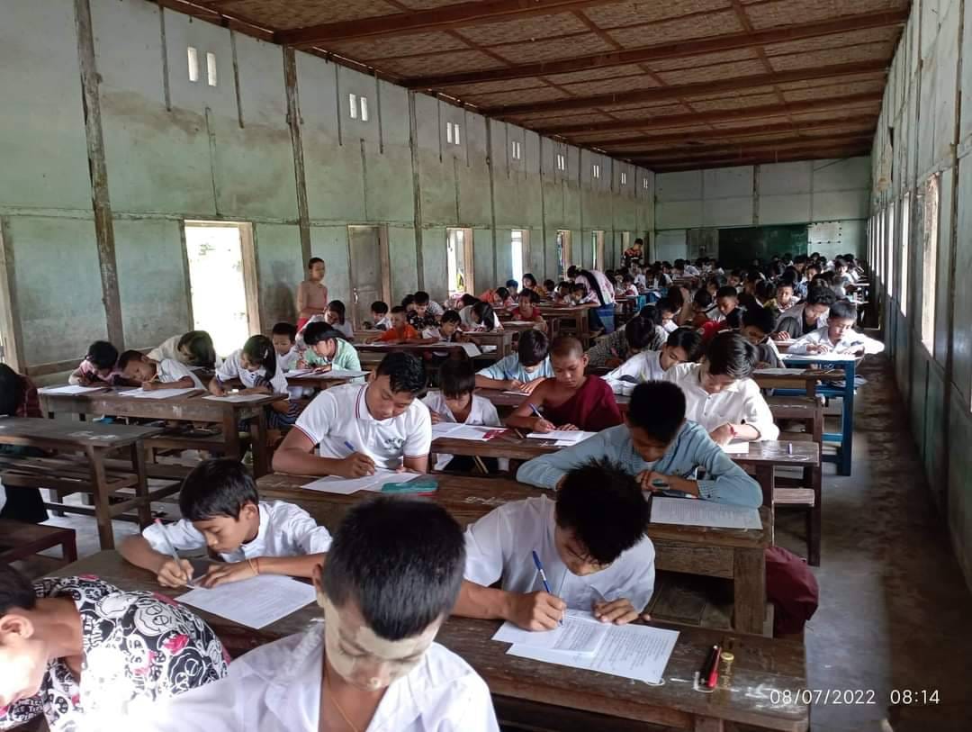 ဓာတ်ပုံ - ယင်းမာပင်-ဆားလင်းကြီး ရွာပေါင်းစုံသပိတ် ဦးဆောင်ကော်မတီ