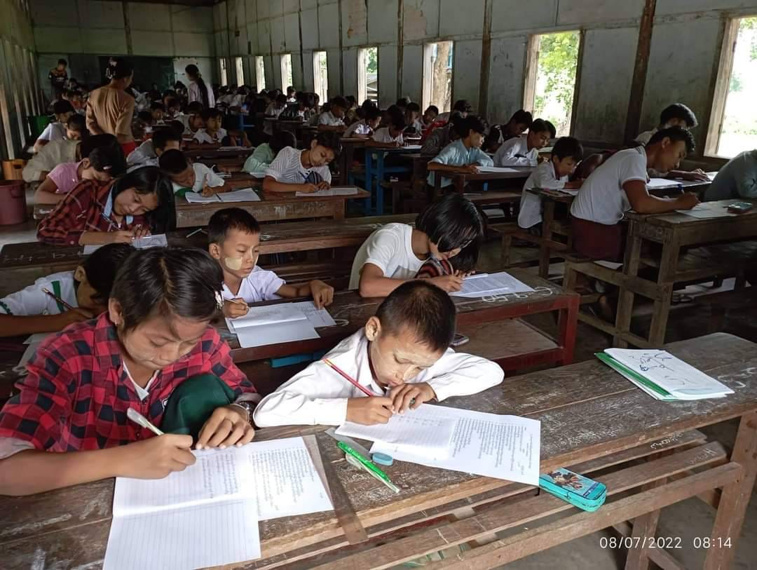 ဓာတ်ပုံ - ယင်းမာပင်-ဆားလင်းကြီး ရွာပေါင်းစုံသပိတ် ဦးဆောင်ကော်မတီ