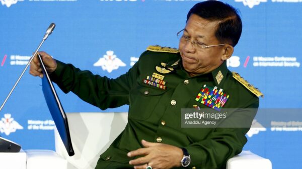 မင်းအောင်လှိုင်
