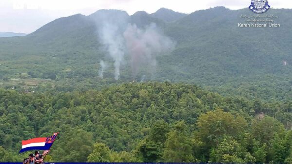 စစ်တပ်က ရွာထဲကို လက်နက်ကြီးနဲ့ပစ်လို့ ရွာသားတစ်ဦးသေဆုံး