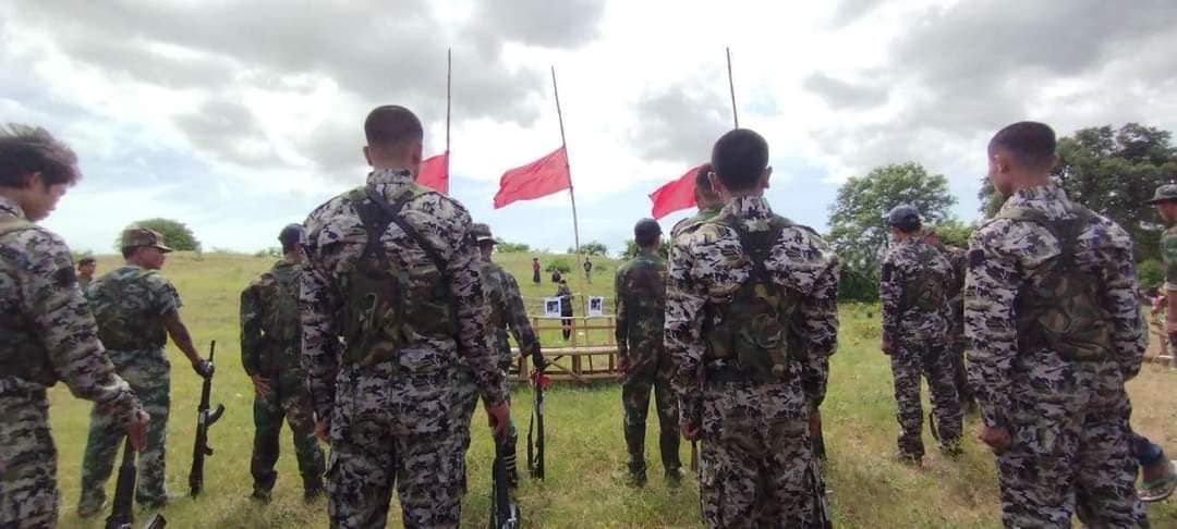 (ဝက်လက် PDF နှင့် Tiger King ပြောက်ကျားတပ်ဖွဲ့တို့ကအာဇာနည်နေ့အခမ်းအနားကျင်းပနေစဥ်။ ဓါတ်ပုံ-Tiger King ၊ဝက်လက် PDF)