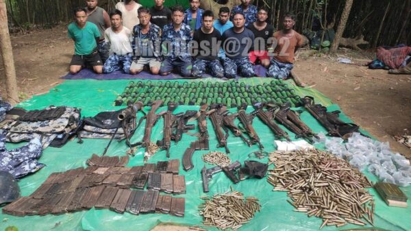 ဓာတ်ပုံ - ရက္ခိုင့်တပ်တော်