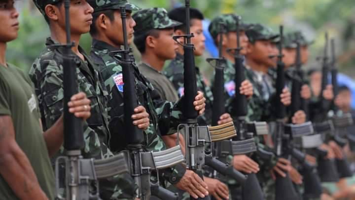 (KNU တပ်ဖွဲ့ဝင်များ ​တွေ့ရစဥ်)