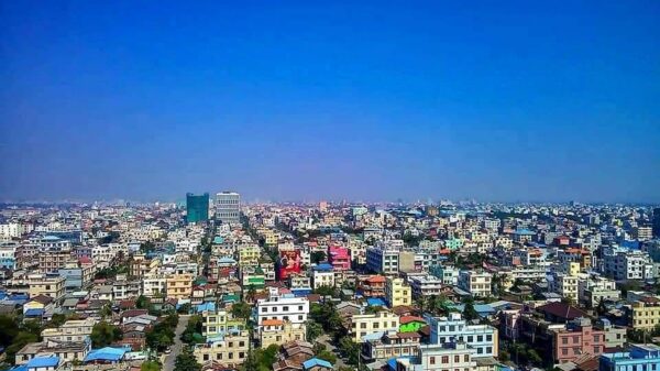 (မန္တ​လေးမြို့ကိုအ​ပေါ်စီးမှ မြင်​တွေ့ရစဥ်။ ဓါတ်ပုံ-ASL)