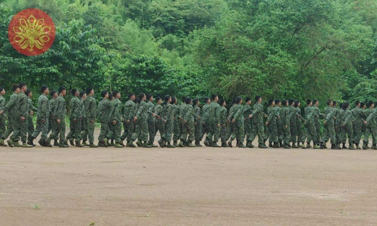 ပြည်သူ့လွတ်လပ်ရေးတပ်တော်(PIA) သင်တန်းဆင်း