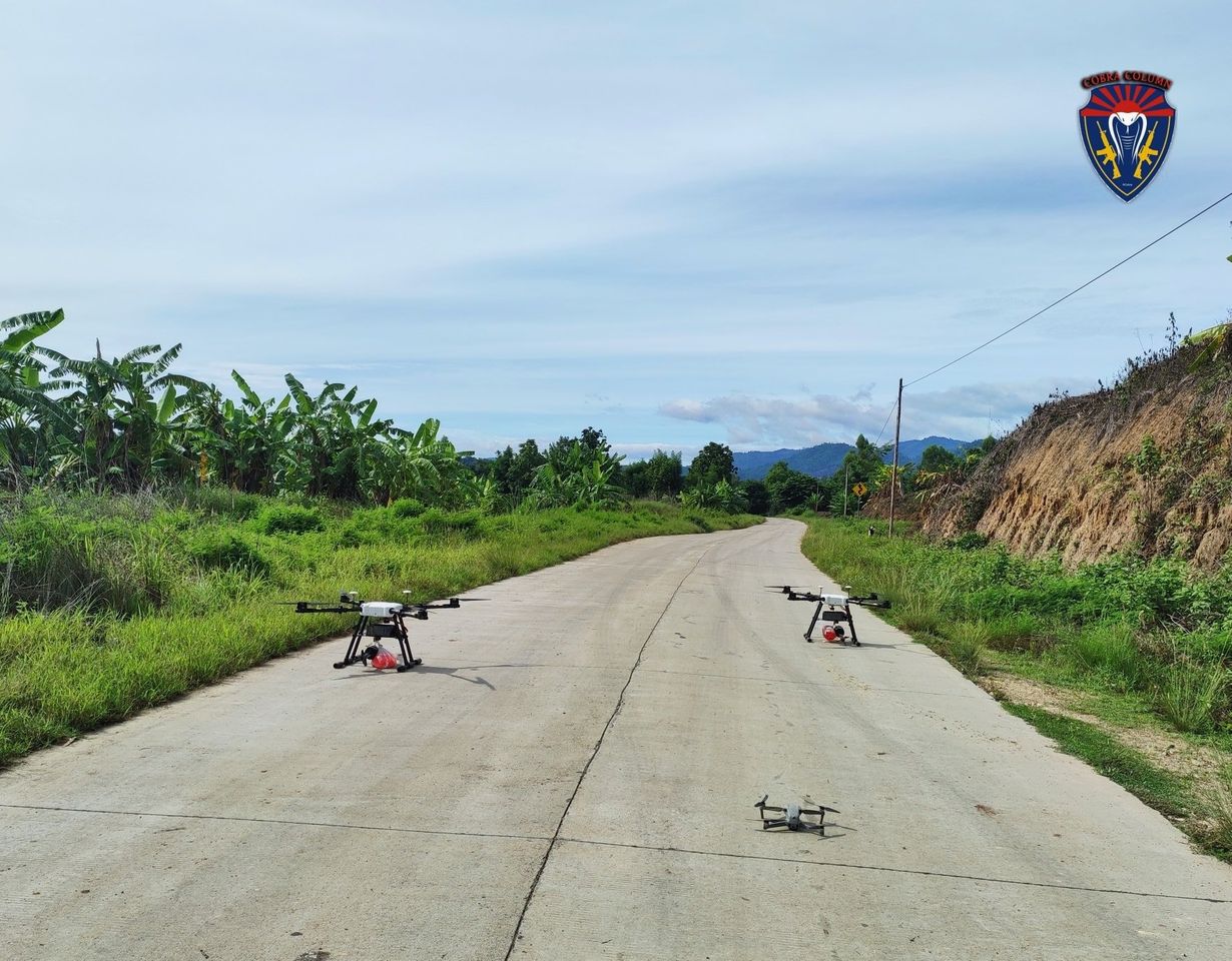 သုံးထပ်ကွေ့တောင်ကြောမှာ စစ်တပ်နဲ့ ကော်ဘရာစစ်ကြောင်းတို့ တိုက်ပွဲဖြစ်