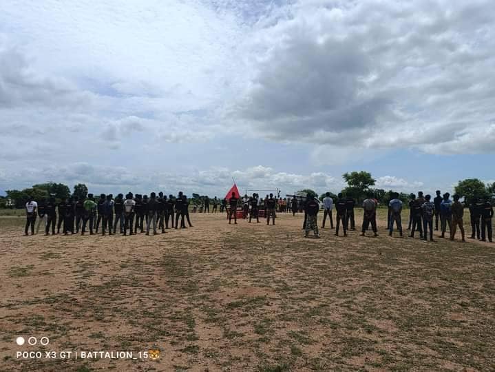 (ဝက်လက် PDF နှင့် Tiger King ပြောက်ကျားတပ်ဖွဲ့တို့ကအာဇာနည်နေ့အခမ်းအနားကျင်းပနေစဥ်။ ဓါတ်ပုံ-Tiger King ၊ဝက်လက် PDF)